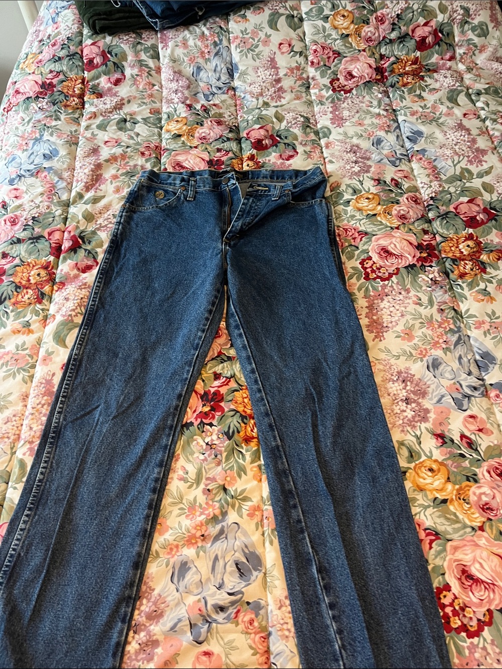 Men’s wranglers George strait collection - Picture 2 of 3